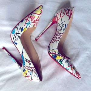 Louboutin So Kate Patent Loubitag. White, multicolored. Never worn. Size 36.5